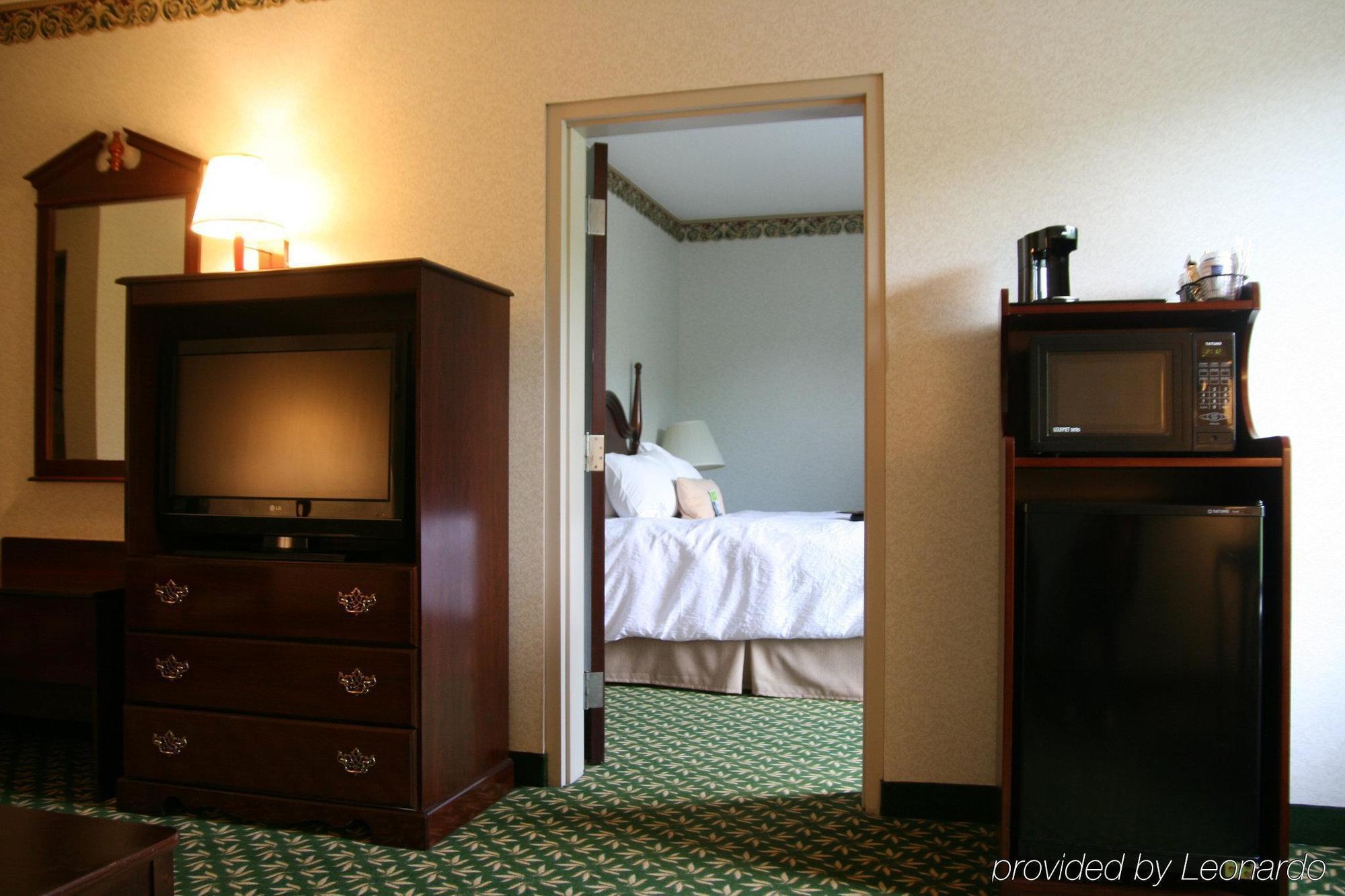 Hampton Inn Danville Pokoj fotografie